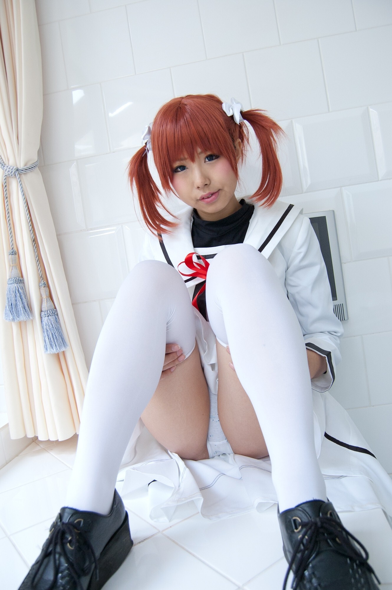 [Cosplay]  Hot Maho Shojo Lyrical Nanoha 1